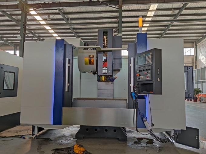 Vmc1050L CNC مخرطة معدنية اقتصادية آلة طحن CNC حالة جديدة 3