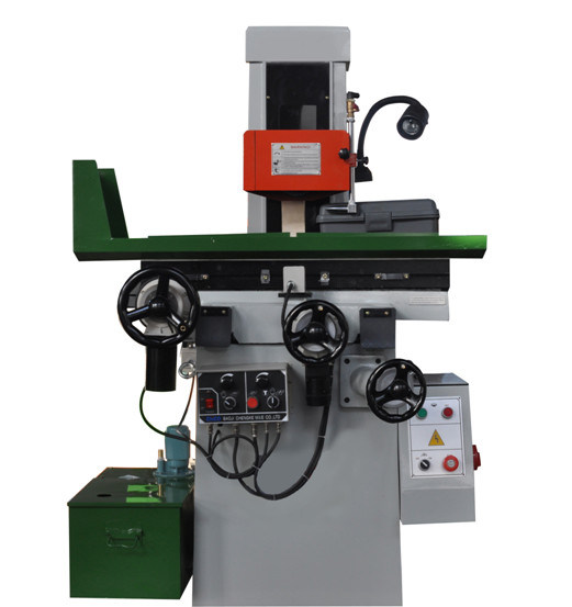 MD618 Cnc مطحنة عالمية هيكل موثوق آلة مطحنة عالمية 0