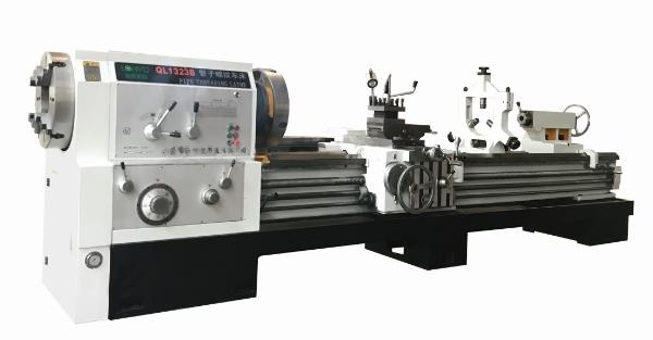 QL1320 الأفقية باستخدام الحاسب الآلي مخرطة خشونة السطح الأنابيب المعدنية آلة الموضوع 1
