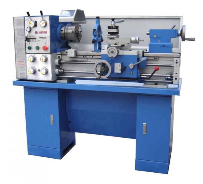 مخرطة معدنية أفقية CNC 0