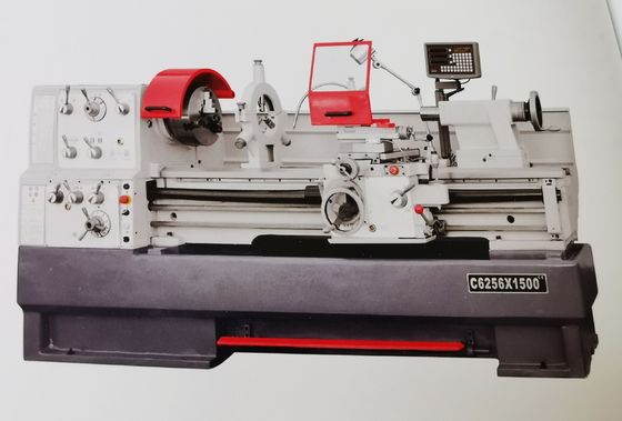 C6251 CNC مخرطة معدنية Heavey Duty فائقة الصلابة أحادية الطور مخرطة معدنية