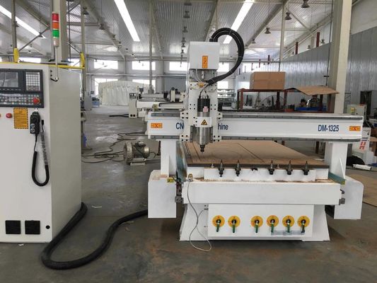 1000mm Stone Cnc راوتر آلة دليل وضع التغذية ISO شهادة