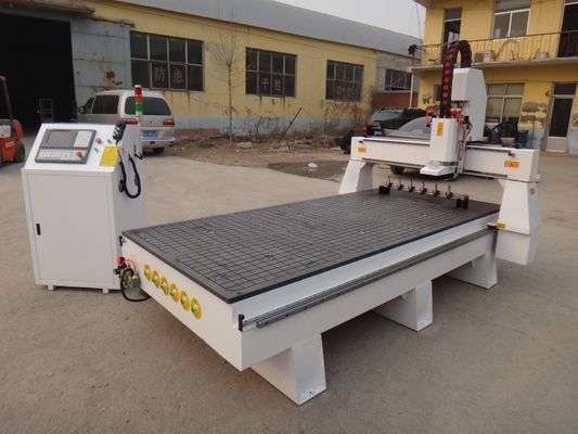 1000mm Stone Cnc راوتر آلة دليل وضع التغذية ISO شهادة