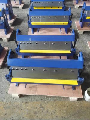 1220mm اليد القص آلة قطع الفرامل الكهربائية آلة قابلة للطي المعدنية