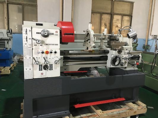 الدقة الميكانيكية مخرطة معدنية أعلى 1000 مم حالة جديدة